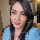 Dra. Carolina Oliveira
